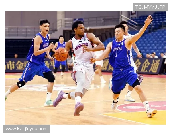 CBA联赛中出现精彩对决引发收视热潮，cba精彩集锦